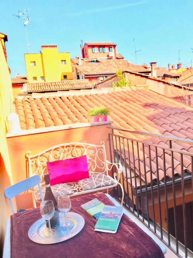 Falcone 22 Bologna Exterior photo