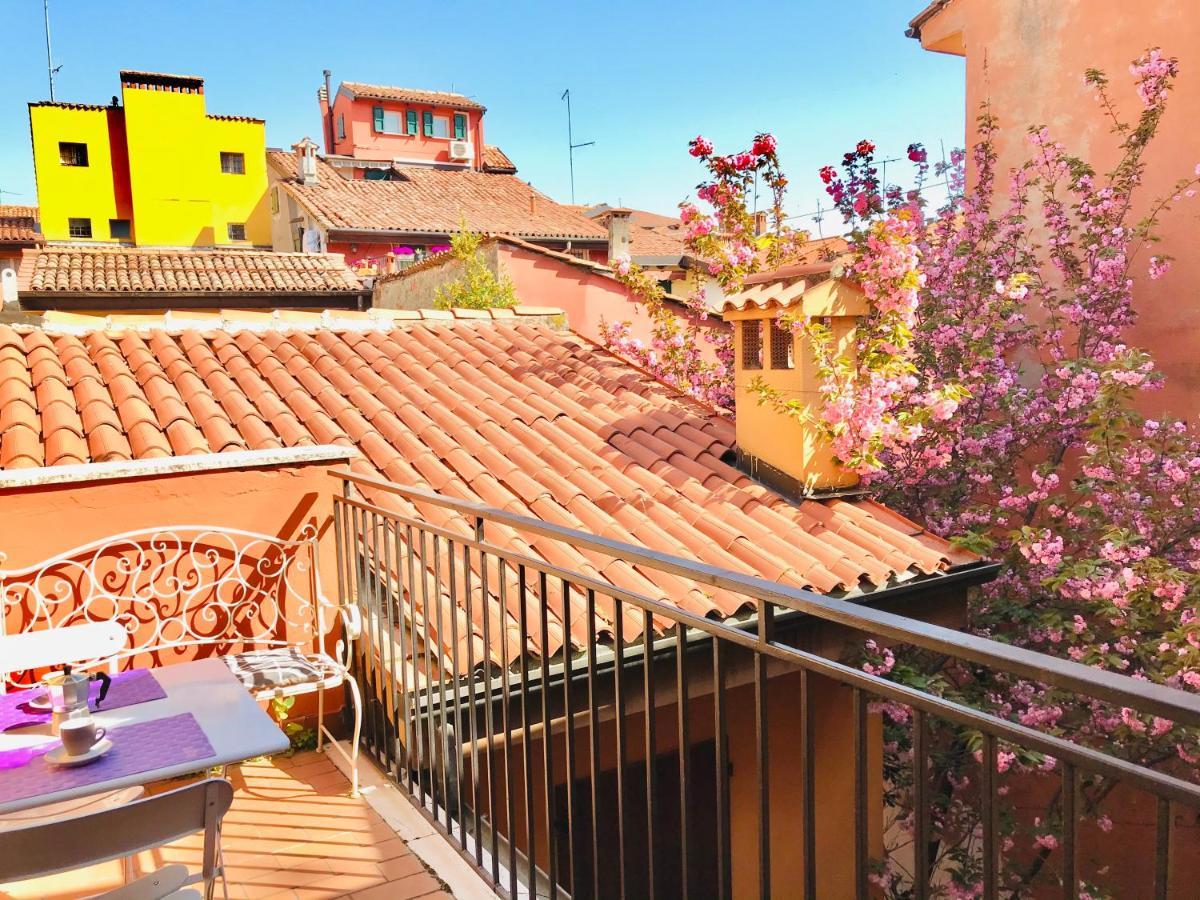 Falcone 22 Bologna Exterior photo